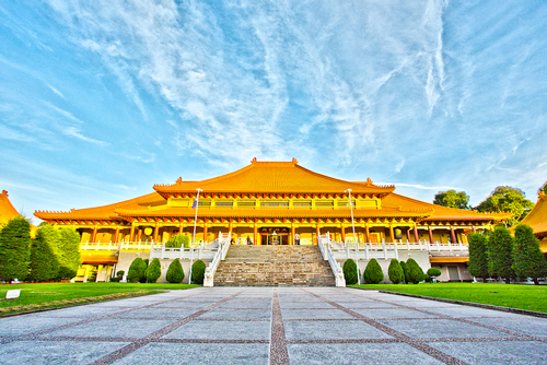 Thăm chùa Nan Tiên úc